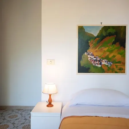 Moschella Guest house *